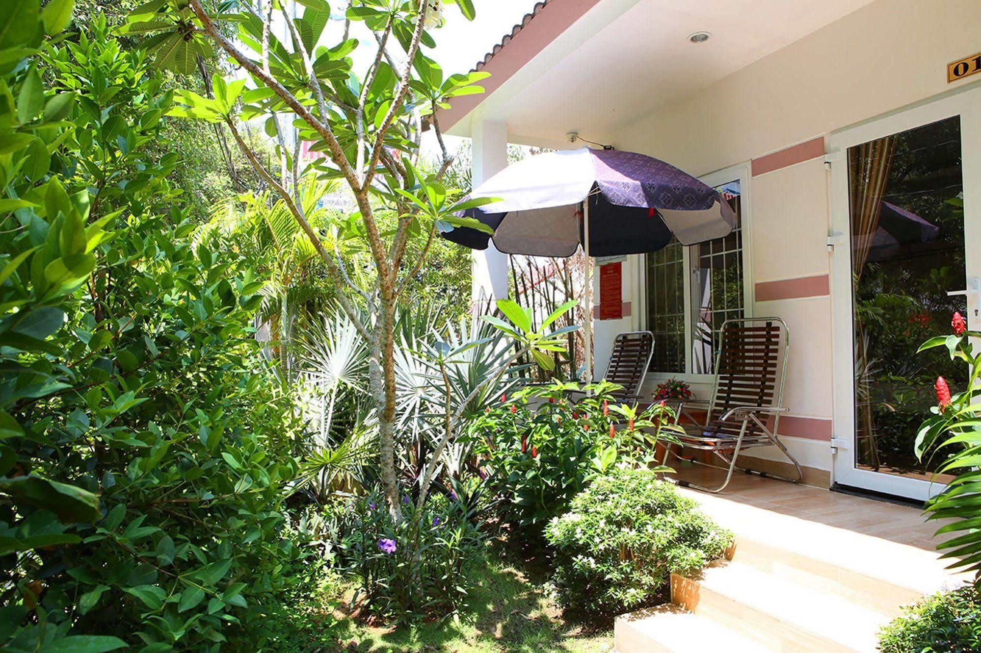 Huynh Gia Bungalow Duong Dong Exterior foto